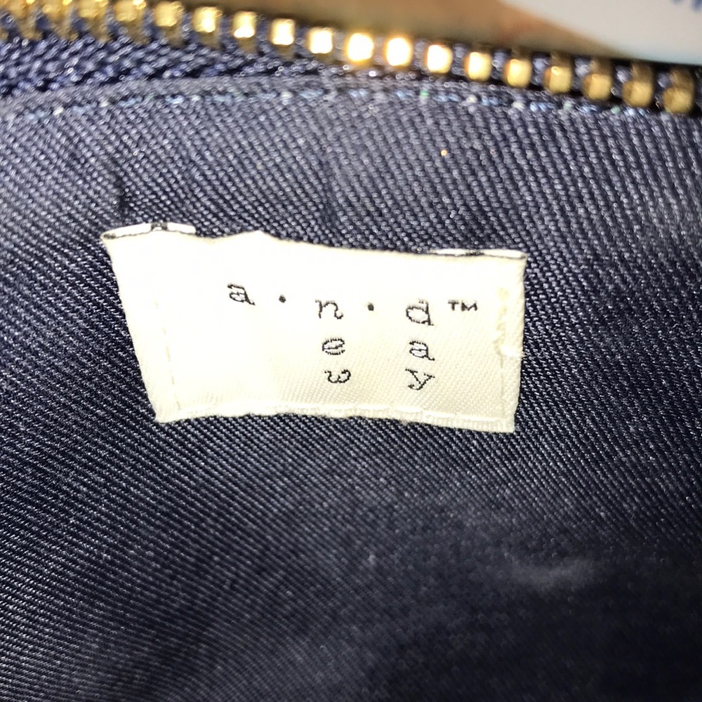 Wallet - Picture 5 of 5